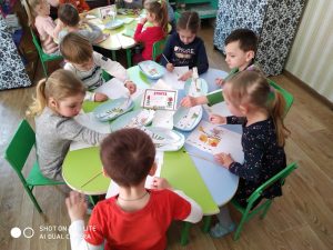Activități captivante pe centre de interes Gr.12