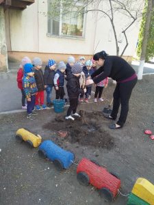 Sincere mulțumiri pentru creativitate și participare  la concursul ,,Fantezii de primăvară..,,.